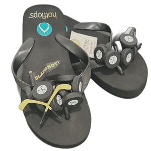 Hotflops Sportflops Hockey Flip Flops US 6 7 Sandals Pucks NWT NEW